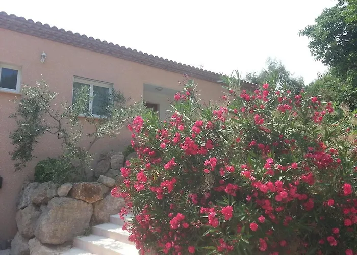 Вилла Belle Piscine Campagne Au Calme Autignac (Herault)