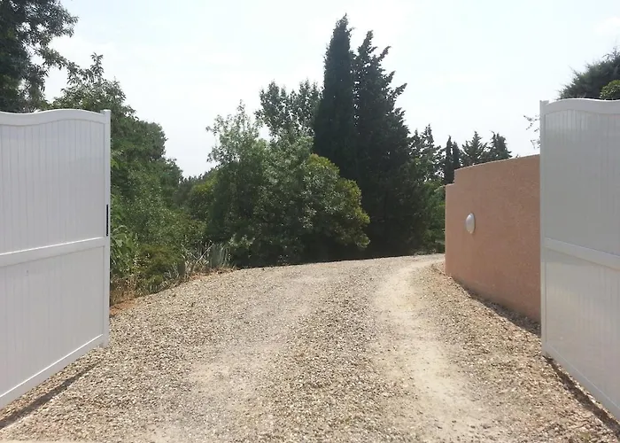 Вилла Belle Piscine Campagne Au Calme Autignac (Herault)
